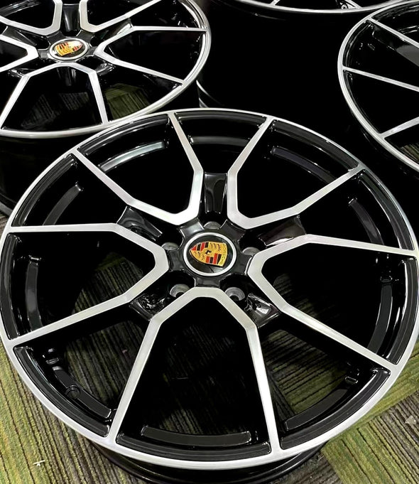 (Demo Car Wheels) 21" Porsche Taycan GTS OE Wheel Set
