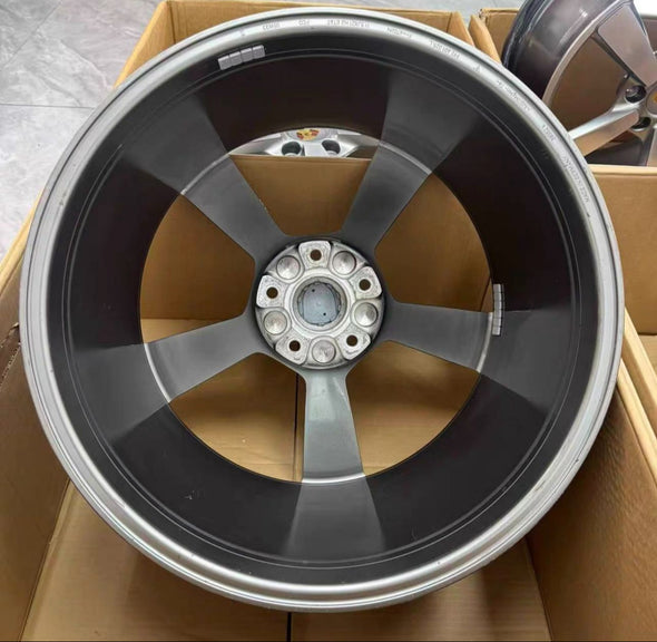 (Demo Car Wheels) 20” / 21" Porsche 911 992 Carrera Exclusive Design OE Wheels
