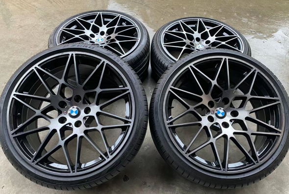 (Pre-Owned) 20” BMW M3 / M4 666M M-Performance Wheel Set