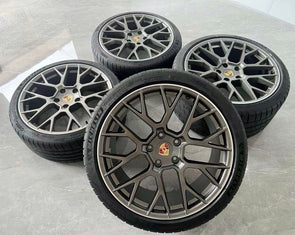 (Pre-Owned)20”/21" Porsche 911 992 RS Spyder Design OE Wheel Set