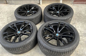 (Pre-Owned) 20” BMW X5 / X6 M-Performance OE Complete Wheel Set