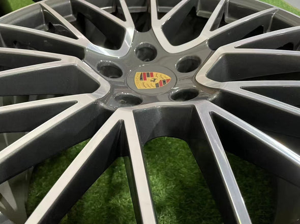 (Demo Car Wheels) 21” Porsche Cayenne RS Spyder Design OE Wheels