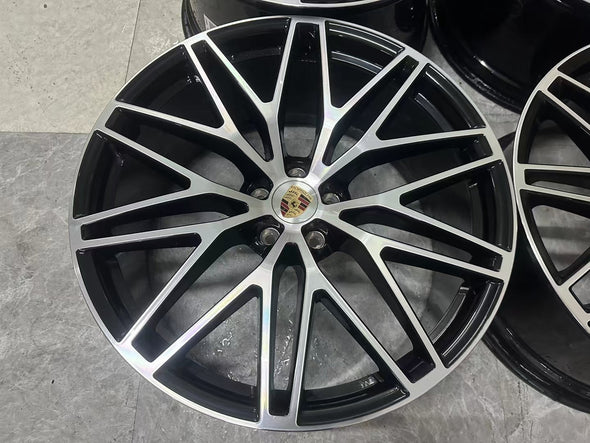 (Demo Car Wheels) 21” Porsche Macan III RS Spyder Design OE  Wheels