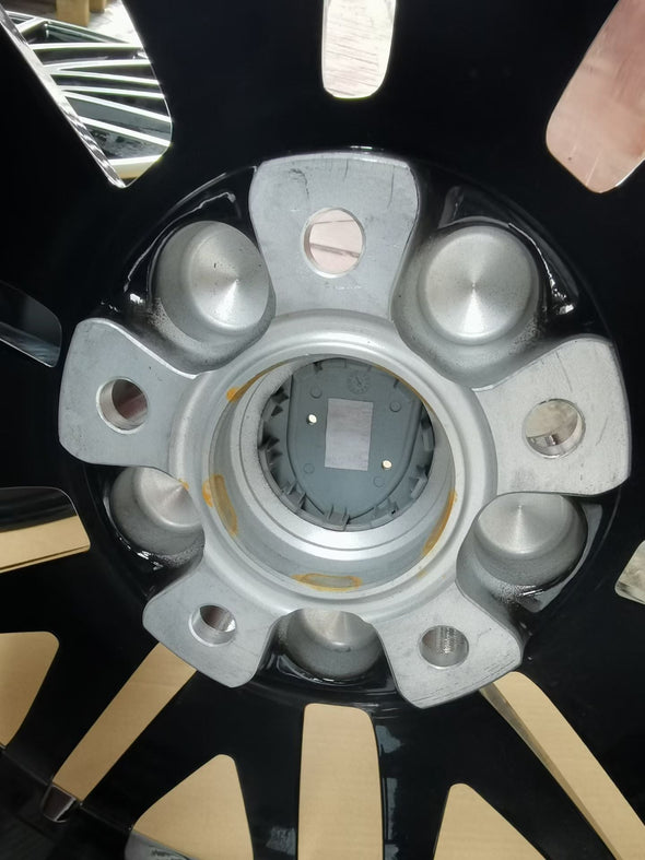 (Demo Car Wheels) 22” Porsche Cayenne Turbo Design OE Wheels