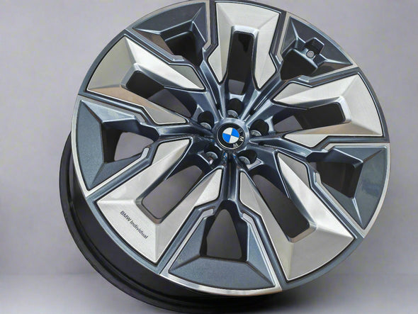 (Demo Car Wheels) 21” BMW 7-Series i7 G70 910i Wheels