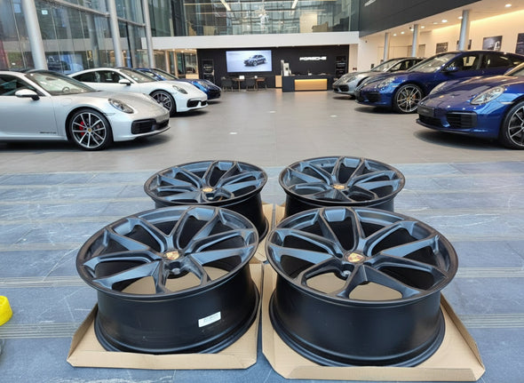 (Demo Car Wheels) 21” Porsche Macan III GT OE Wheels