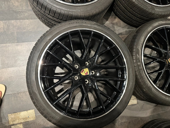 (Pre-Owned) 21” Porsche Panamera Sport Design OE Complete Wheel Set