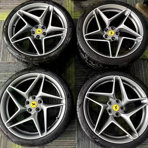 (Pre-Owned) 20" Ferrari Forged 5-Spokes OE Wheels